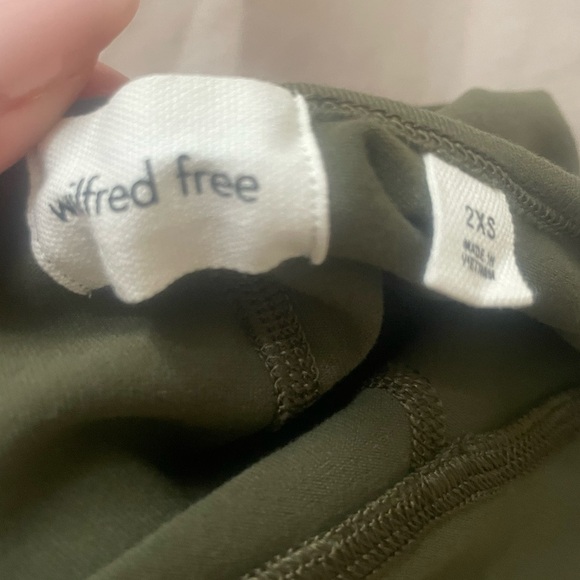 Wilfred Short Jumper - Picture 3 of 3